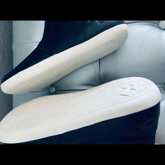 NEW! Otz Paso II Black Leather Ankle Booties w/ Pull Tabs & Comfy Cork Insole - Picture 6 of 8